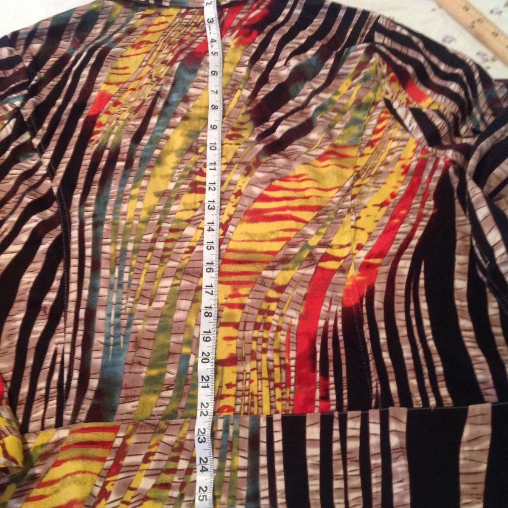 Women's Jacket - Picture 4 of 8